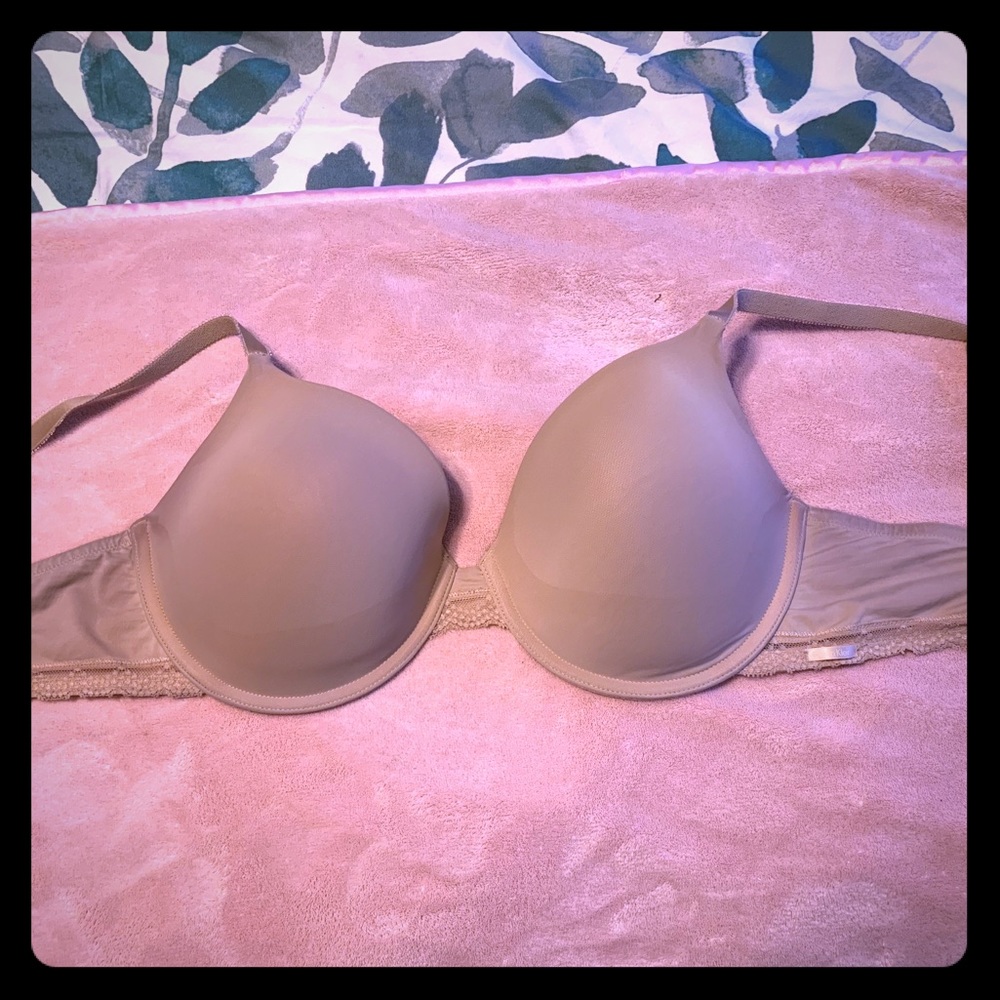Nude bra